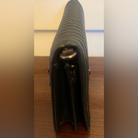 Sold - Picture 5 of 8